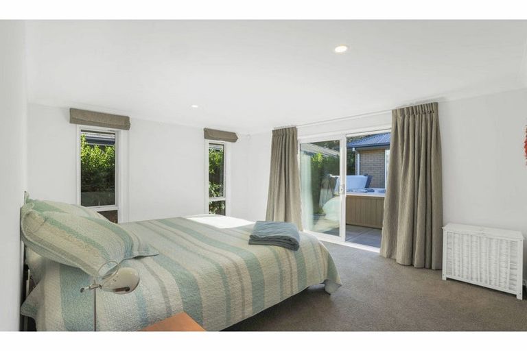 Photo of property in 24 Reka Street, Parklands, Christchurch, 8083