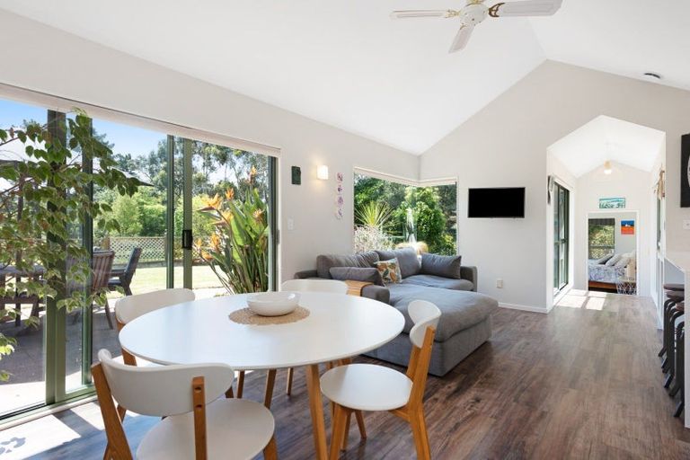 Photo of property in 19 Sea Poppy Way, Otaihanga, Paraparaumu, 5036