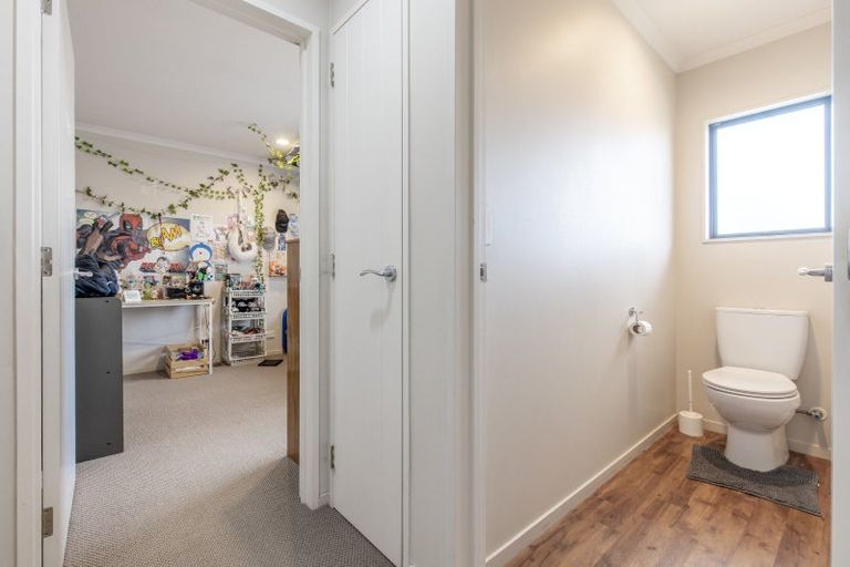 Photo of property in 3 Abbot Avenue, Waipawa, 4210