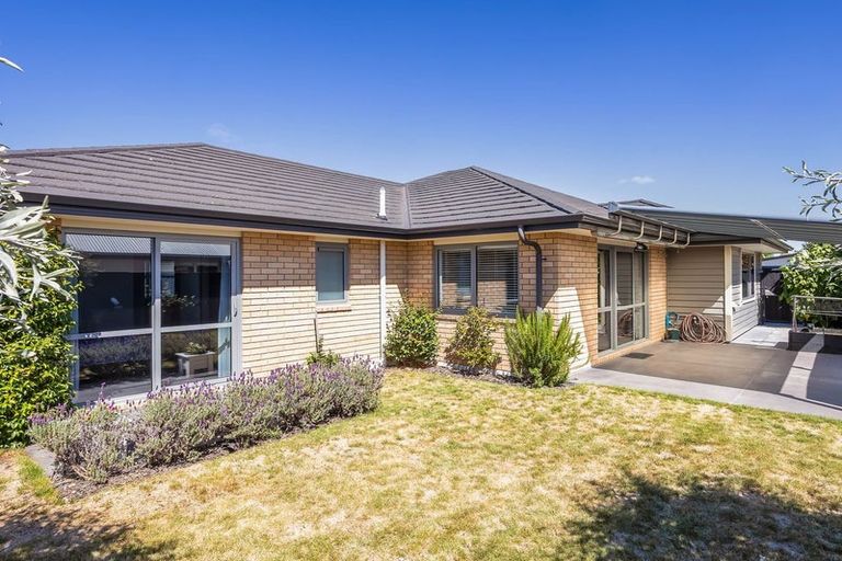 Photo of property in 30 Taiore Crescent, Marshland, Christchurch, 8083
