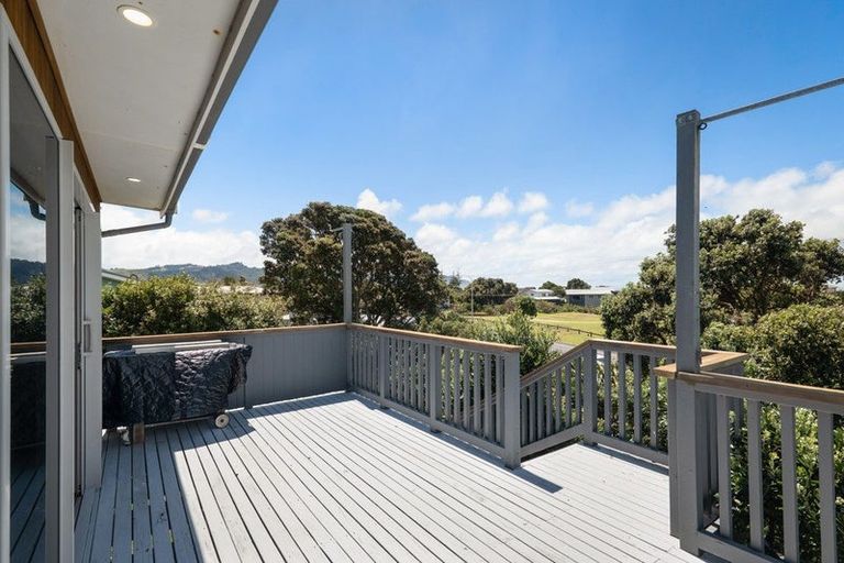 Photo of property in 118 Seaforth Road, Waihi Beach, 3611