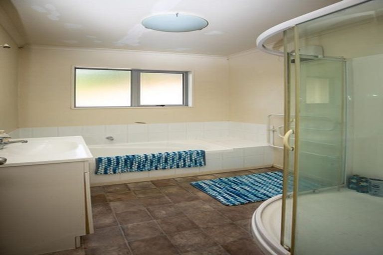 Photo of property in 12 Robinson Street, Lookout Point, Dunedin, 9011