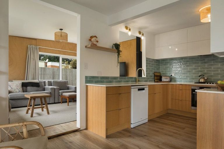 Photo of property in 5 Waiiti Avenue, Waihi Beach, 3611