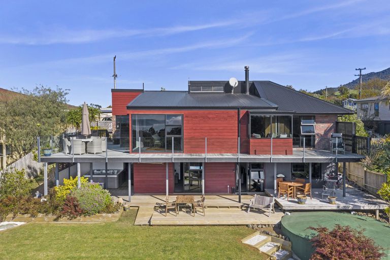 Photo of property in 10 Upper Wainui Road, Raglan, 3297