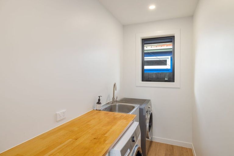 Photo of property in 190 Estuary Road, South New Brighton, Christchurch, 8062