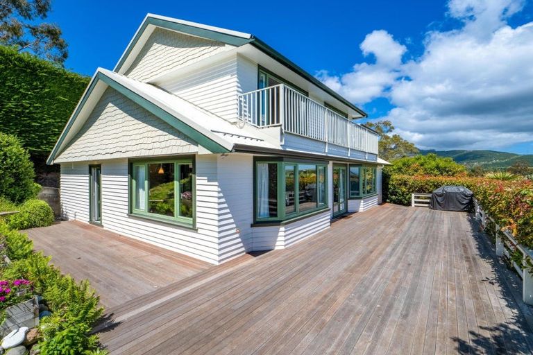 Photo of property in 160 Dyers Pass Road, Cashmere, Christchurch, 8022