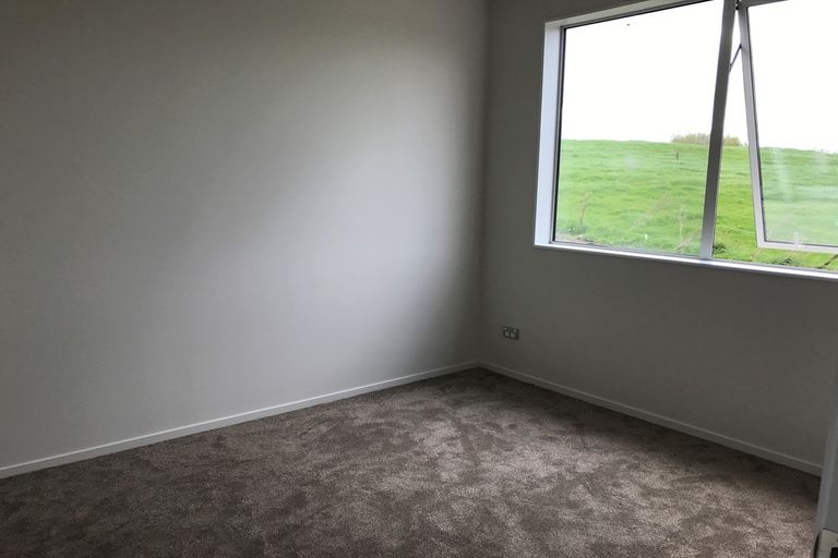 Photo of property in 15 Mclachlan Way, Pokeno, 2471