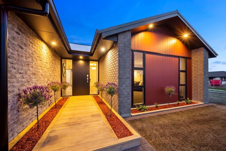 Photo of property in 35 Papawhero Drive, Bell Block, New Plymouth, 4312