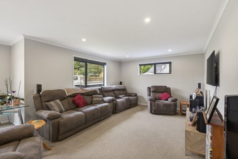 Photo of property in 40 Dreaver Drive, Waitara, 4320