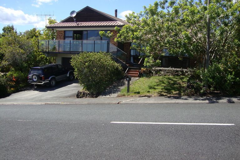 Photo of property in 31 Te Haumi Drive, Paihia, 0200