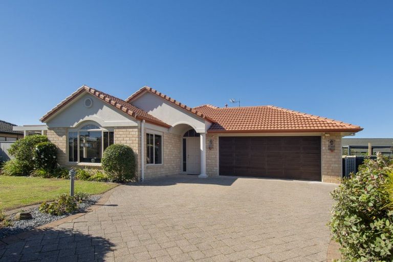 Photo of property in 16 Elderton Avenue, Pyes Pa, Tauranga, 3112