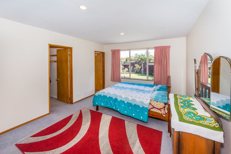 Photo of property in 57 Shenley Drive, Belfast, Christchurch, 8051