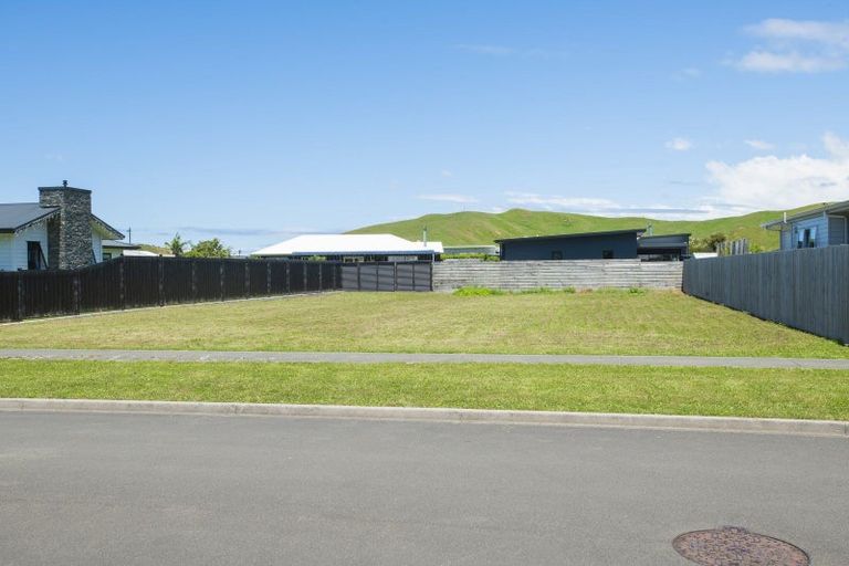 Photo of property in 19 Hamilton Drive, Wainui, Gisborne, 4010