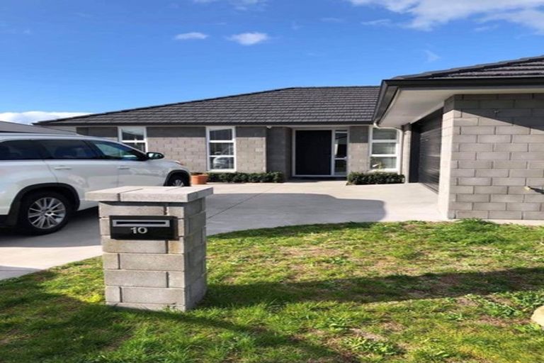 Photo of property in 10 Te Kio Crescent, Papamoa Beach, Papamoa, 3118