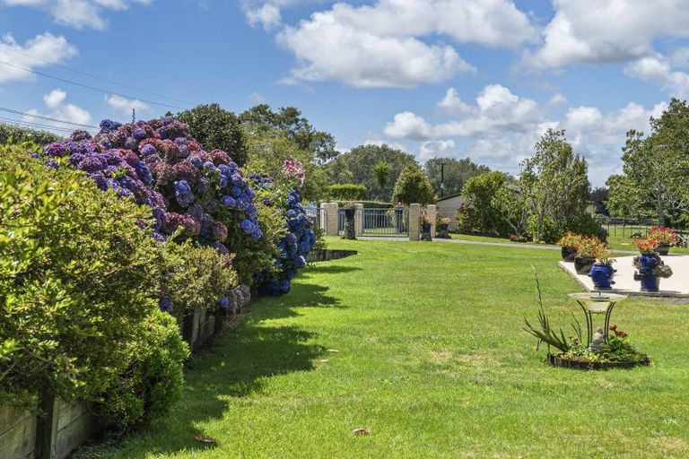 Photo of property in 49 Lepper Road, Inglewood, 4386