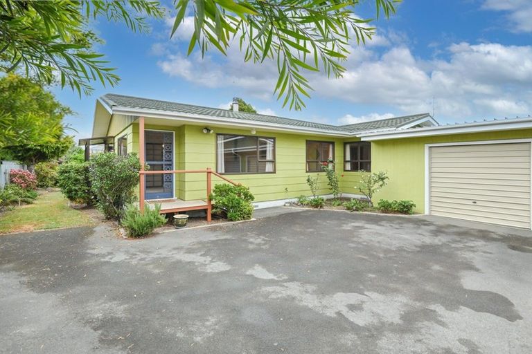 Photo of property in 2/1304 Southland Road, Raureka, Hastings, 4120