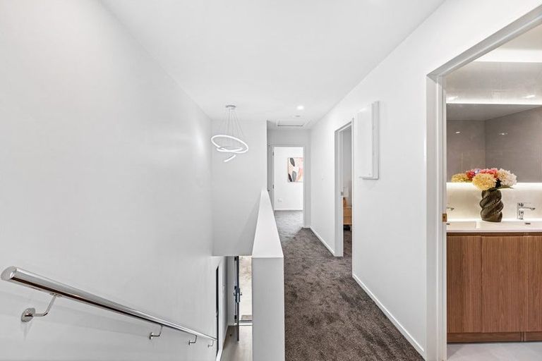 Photo of property in 173 Henwood Road, Westgate, 0814