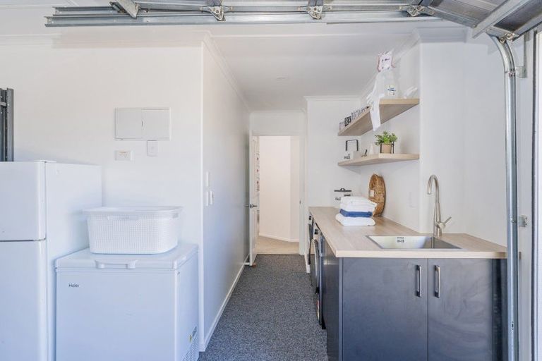 Photo of property in 31 Wells Place, Whitianga, 3510