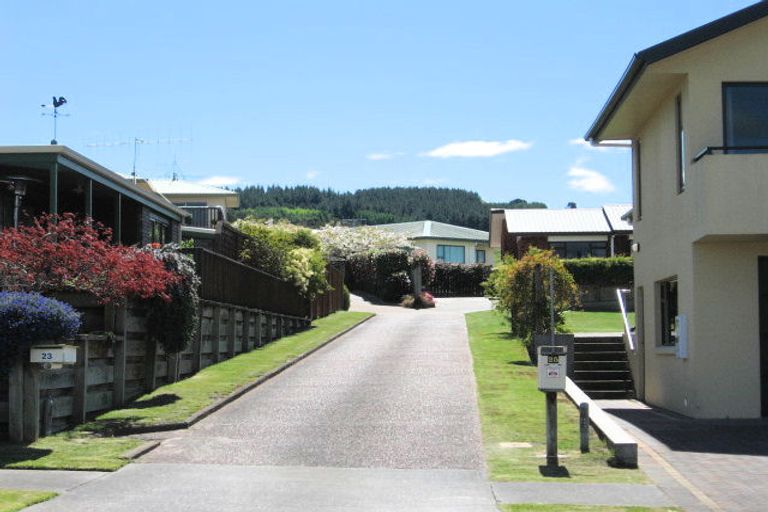Photo of property in 25 Kinder Street, Acacia Bay, Taupo, 3330