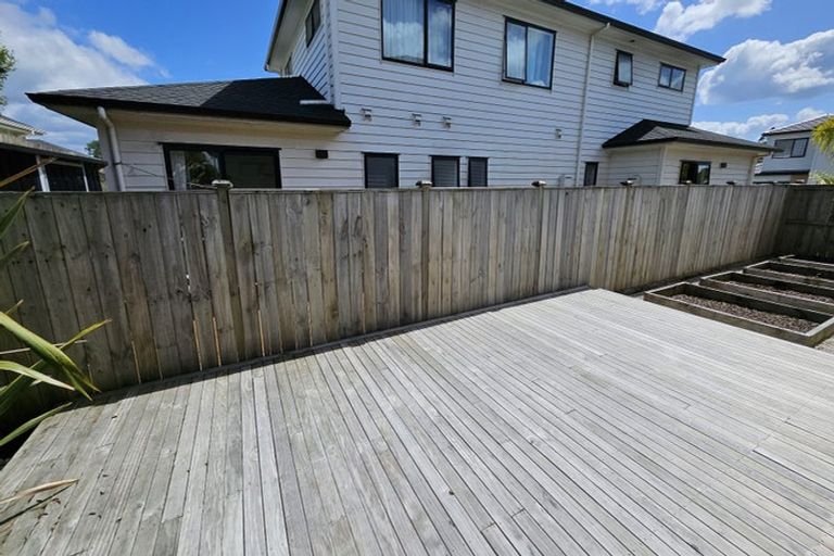 Photo of property in 19 St Claire Road, Silverdale, 0932