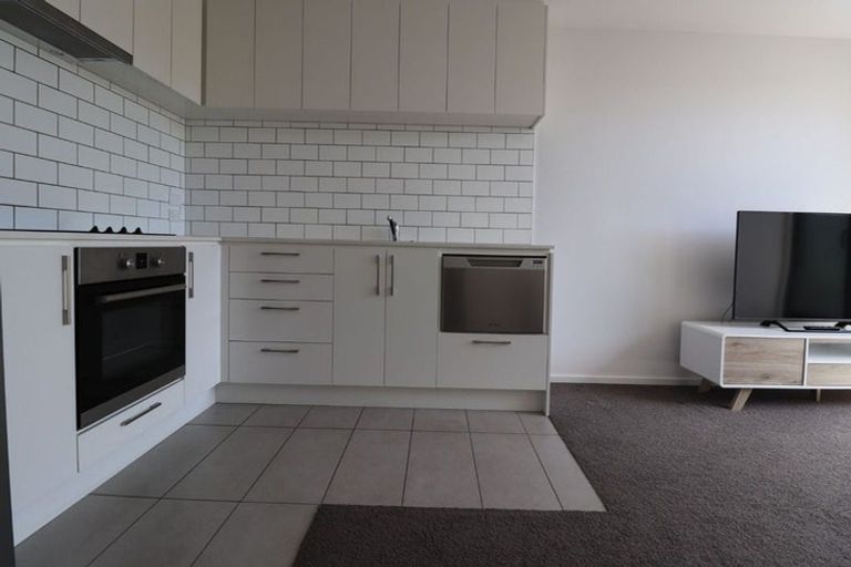 Photo of property in 1036b Colombo Street, St Albans, Christchurch, 8014