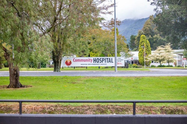 Photo of property in 71 Stanley Avenue, Te Aroha, 3320