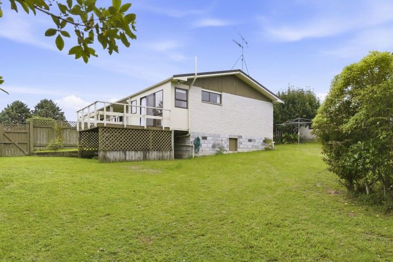 Photo of property in 27 Brandon Street, Otaki, 5512