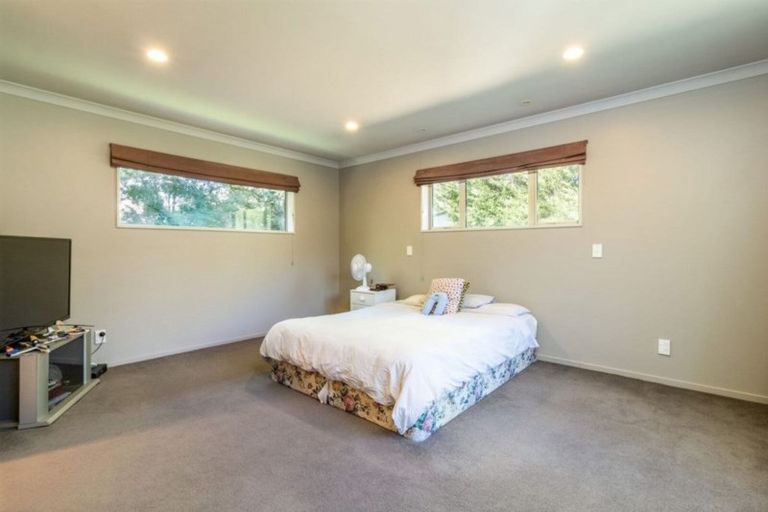 Photo of property in 6 Foresters Crescent, Parklands, Christchurch, 8083