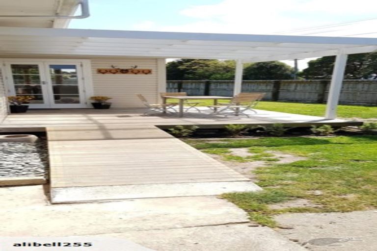 Photo of property in 16 Wilson Street, Tamarau, Gisborne, 4010