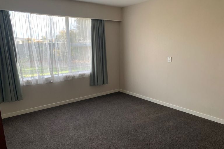 Photo of property in 5 Pahau Place, Cracroft, Christchurch, 8025