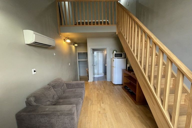 Photo of property in 255 Rattray Street, Dunedin Central, Dunedin, 9016