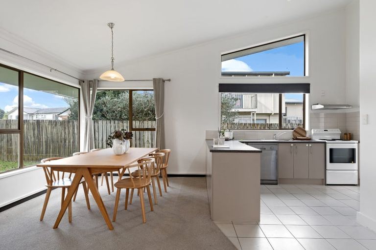 Photo of property in 13 Alexandra Street, Riverhead, 0820