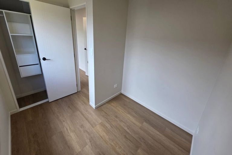 Photo of property in 40 Anne Mclean Drive, Bayview, Auckland, 0629