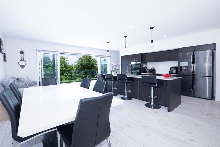 Photo of property in 2 Skippers Close, Haruru, 0204