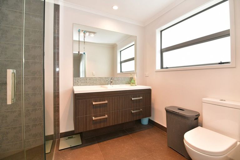 Photo of property in 119 Alec Craig Way, Gulf Harbour, Whangaparaoa, 0930