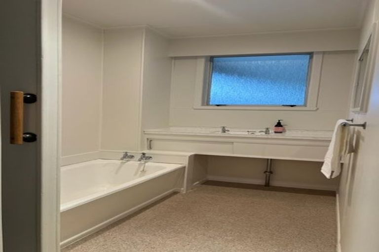 Photo of property in 8a Copeland Street, Hutt Central, Lower Hutt, 5011