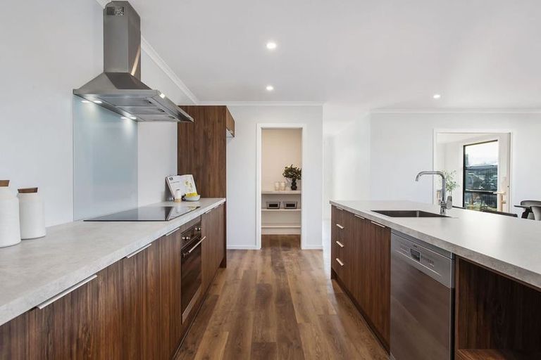 Photo of property in 3 Summerleas Lane, Halswell, Christchurch, 8025