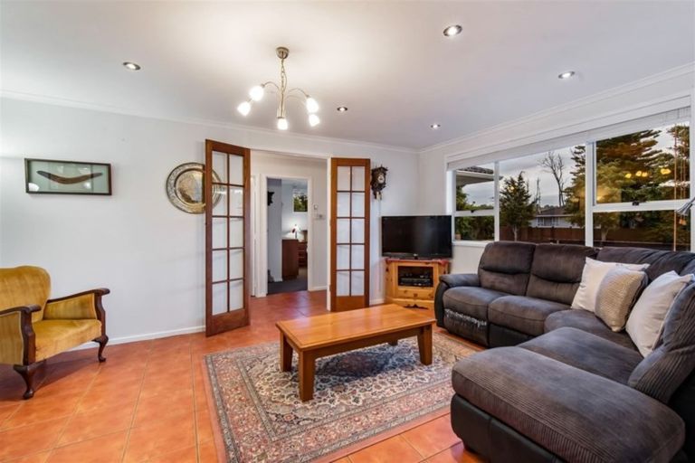 Photo of property in 22 Tabitha Crescent, Henderson, Auckland, 0612