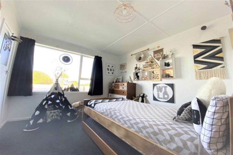 Photo of property in 283 Princes Street, Strathern, Invercargill, 9812