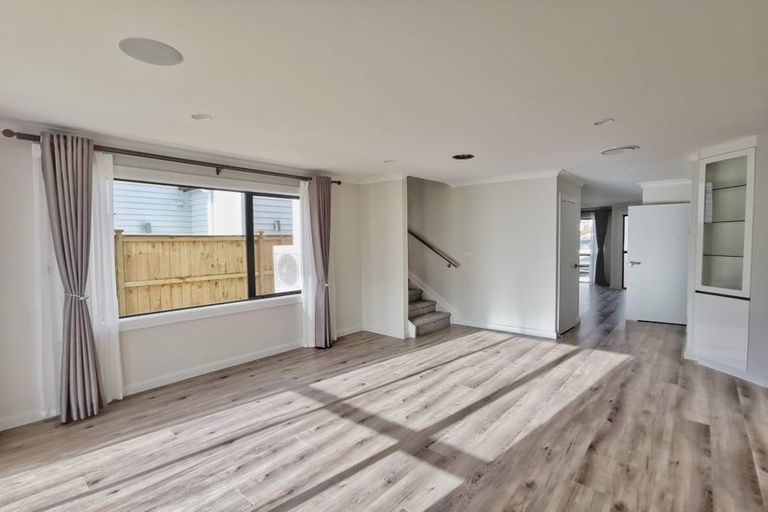 Photo of property in 34 Myland Drive, Hobsonville, Auckland, 0616