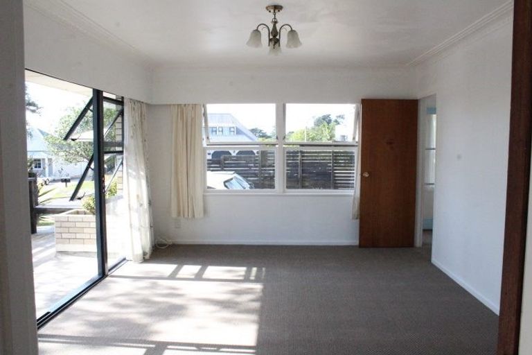 Photo of property in 23 Gills Road, Bucklands Beach, Auckland, 2014