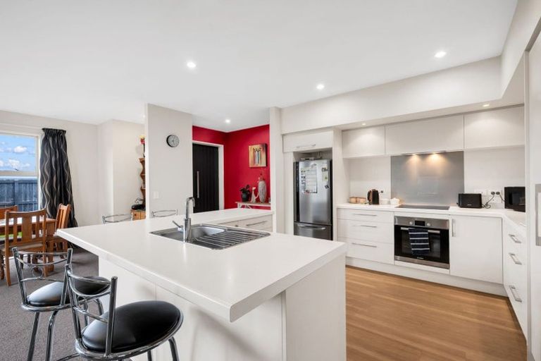 Photo of property in 13 Brockelbank Drive, Kaiapoi, 7630