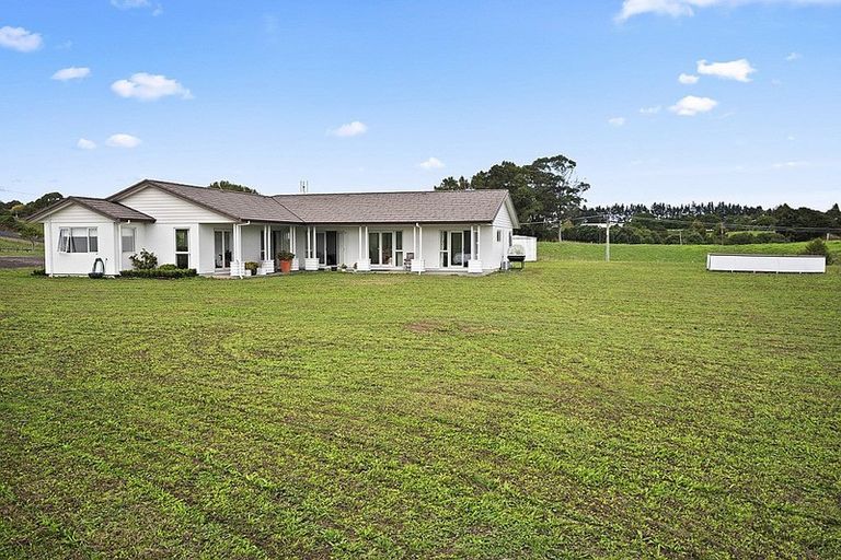 Photo of property in 3 Sands Road, Waiuku, 2681