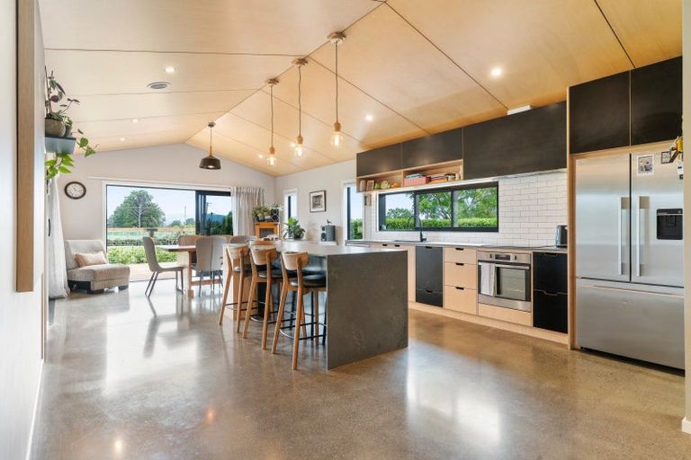 Photo of property in 524 Perrys Road, East Taratahi, Masterton, 5887