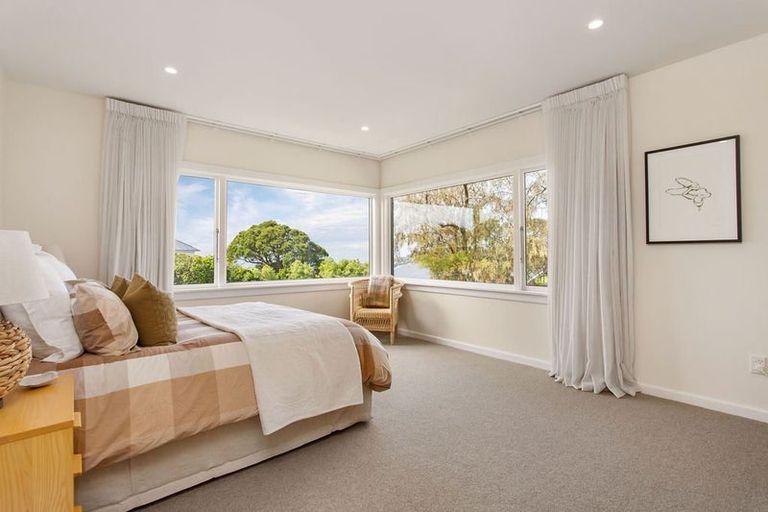 Photo of property in 157 Hackthorne Road, Cashmere, Christchurch, 8022