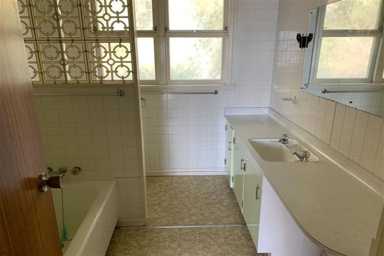 Photo of property in 55 Dorset Street, Picton, 7220