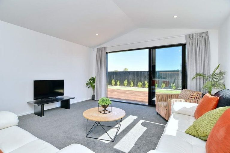 Photo of property in 10 Twin Meadows Drive, Casebrook, Christchurch, 8051