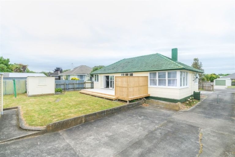 Photo of property in 15 Cardiff Street, Awapuni, Palmerston North, 4412
