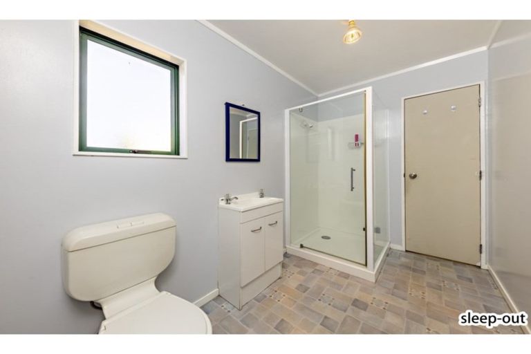 Photo of property in 43a Carruth Road, Papatoetoe, Auckland, 2025