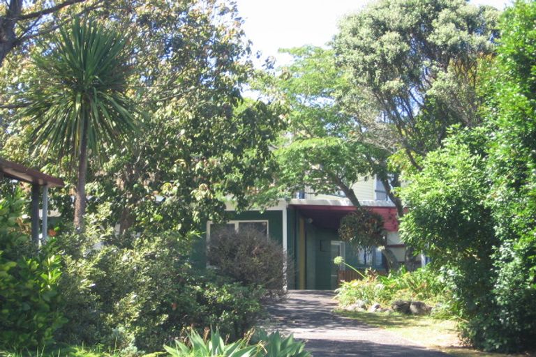 Photo of property in 23 Elliott Avenue, Bayview, Auckland, 0629